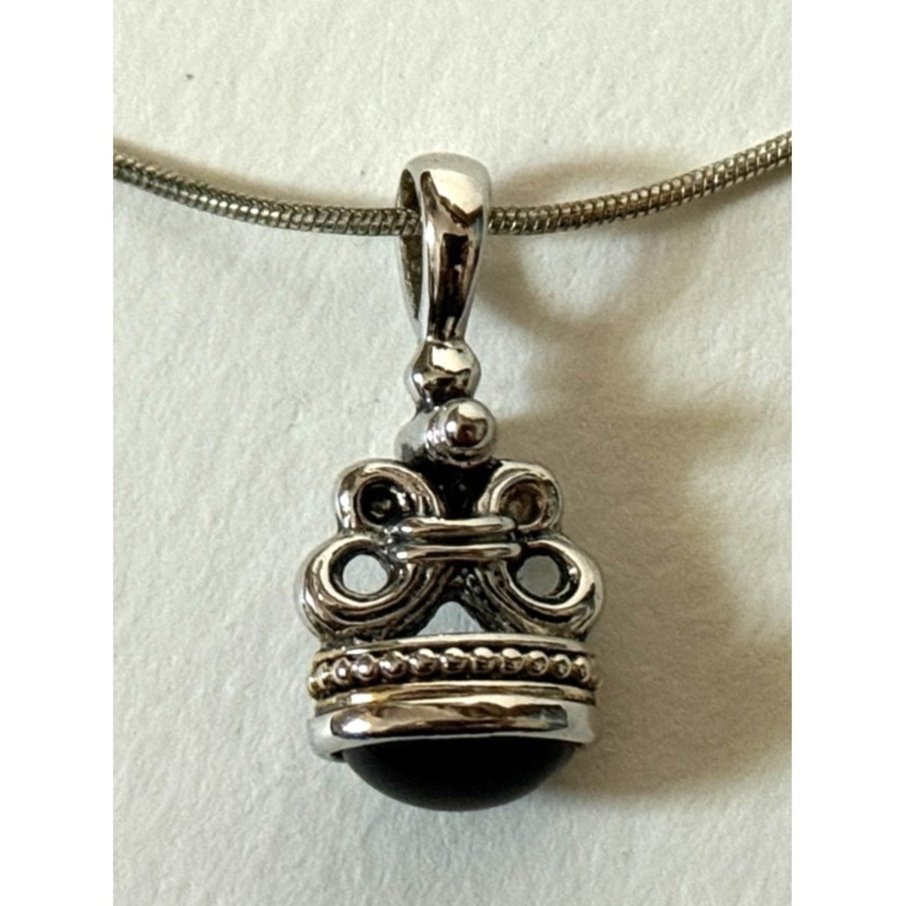 VTG Black Glass Renaissance Revival Design Boho Classic Necklace Fleur‎ de lis
